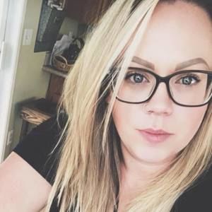 Meet your Posher, Carly